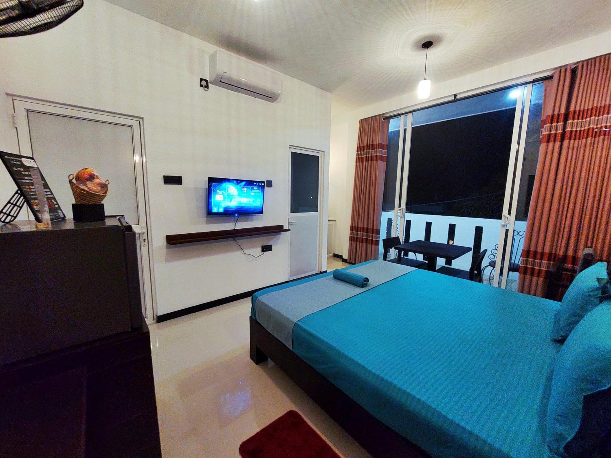 Chen Villa - Near Airport 尼甘布 外观 照片